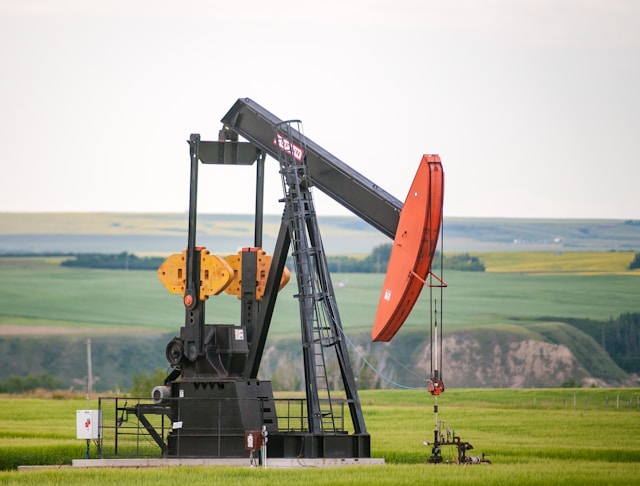 Brent trades sideways amid supply-demand uncertainties