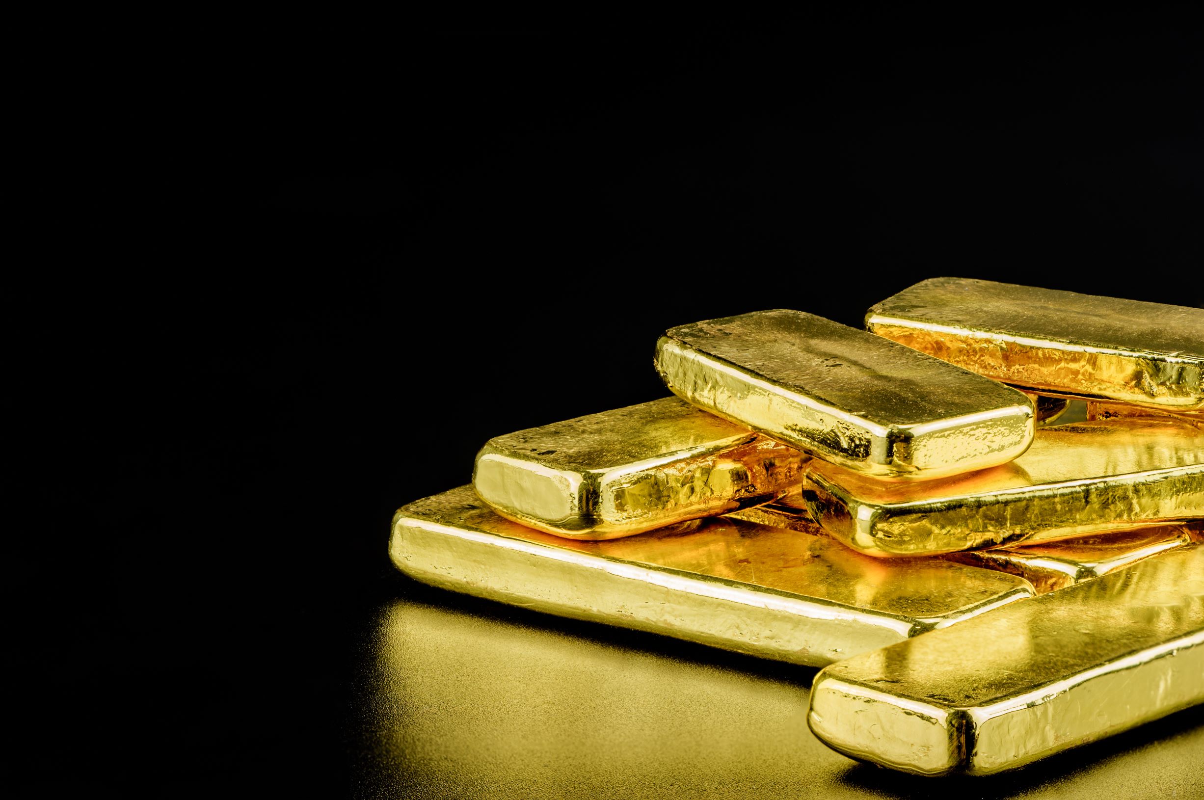 Gold bulls taking justified breather below record high