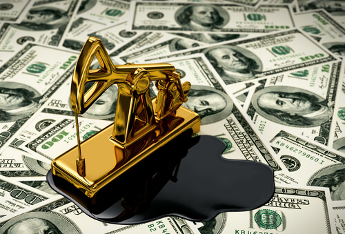 XAUUSD растет, Brent стабильна на фоне тарифных рисков